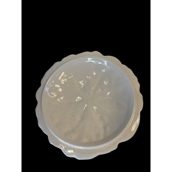 Miramar of California Vintage Cabbage Leaf Baking Chafing Dish with Lid/Stand - Picture 9 of 10